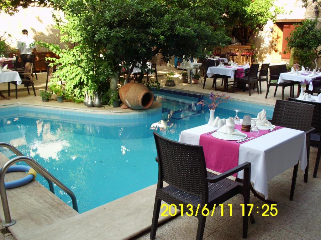 Villa Perla Hotel Анталия Екстериор снимка